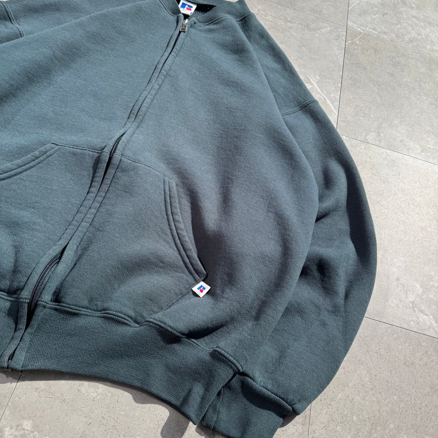 90s Russell Athletic Green/Gray Zip-Up Sweatshirt KiiChain Clothing