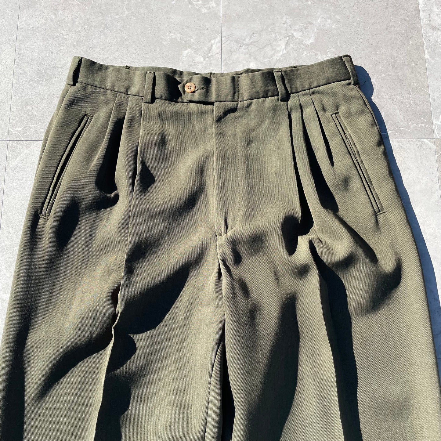 80s Perry Ellis Portfolio Olive Green Three-Tuck Wide Leg Wool-Blend Slacks 34x32 KiiChain Clothing