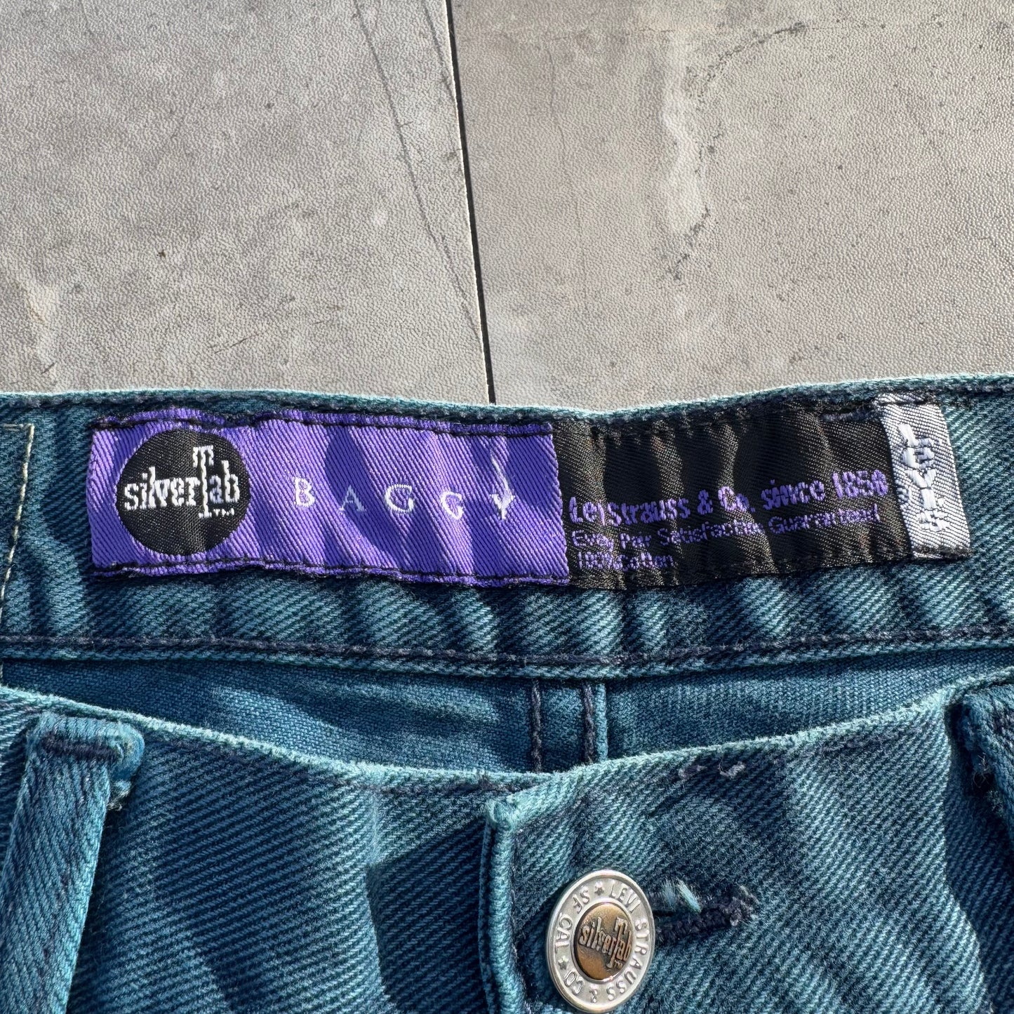 90s Levi's Silver Tab Baggy Pants 36x30