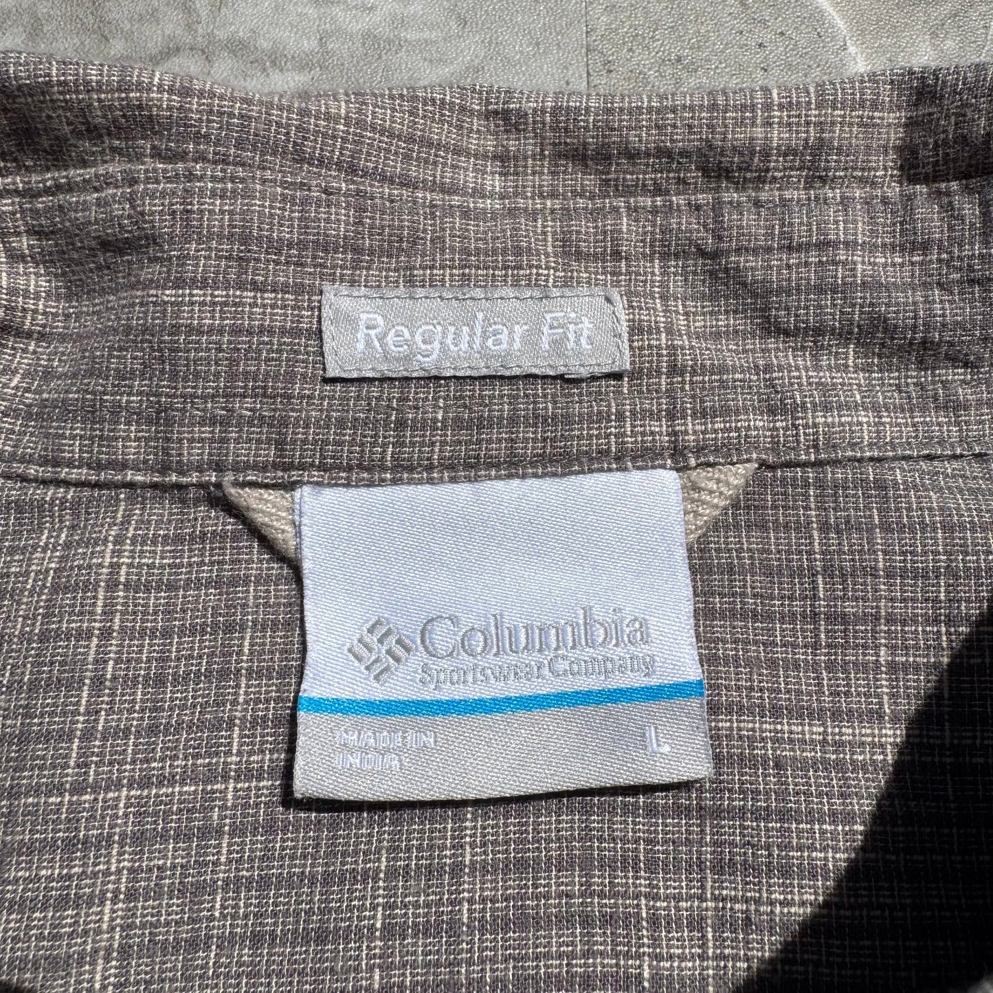 00s Columbia Regular Fit Cotton Short Sleeve Shirt KiiChain Clothing