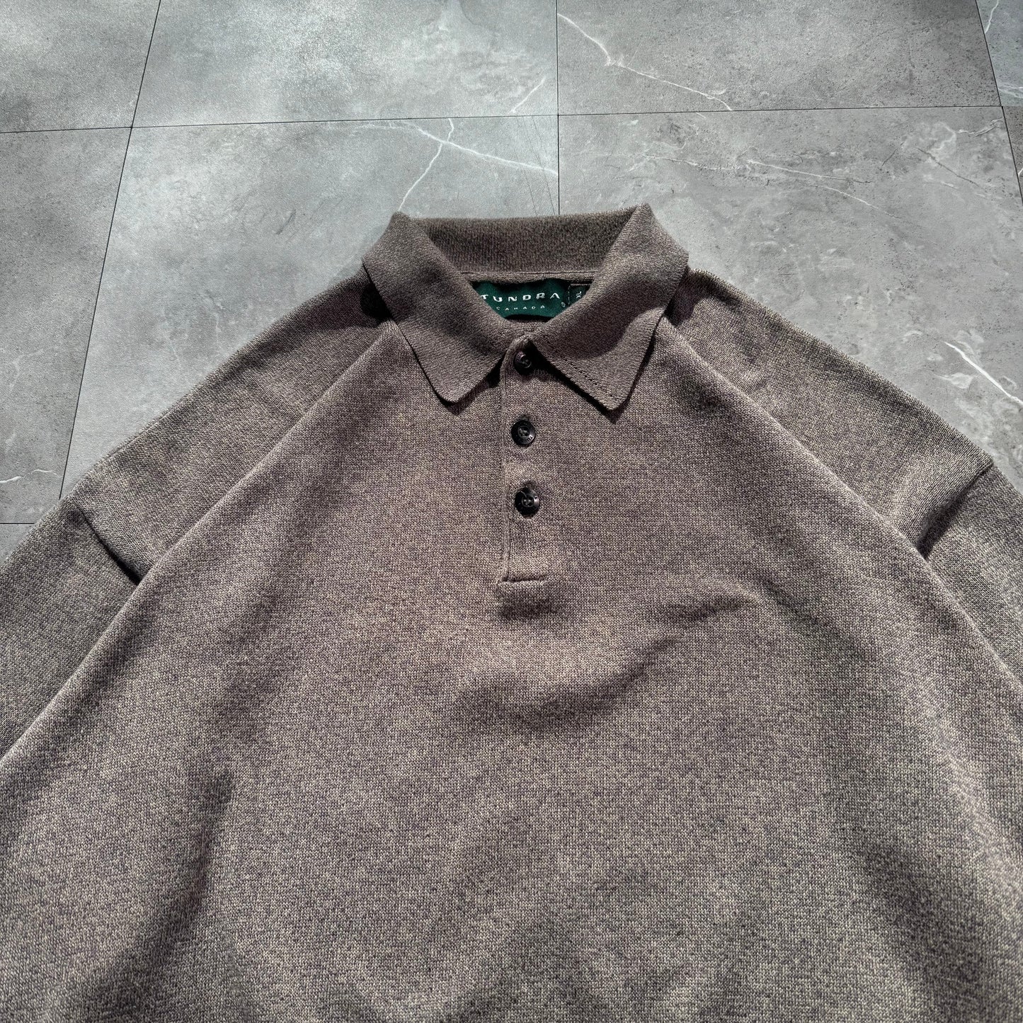 90s Tundra Beige Knit Polo KiiChain Clothing
