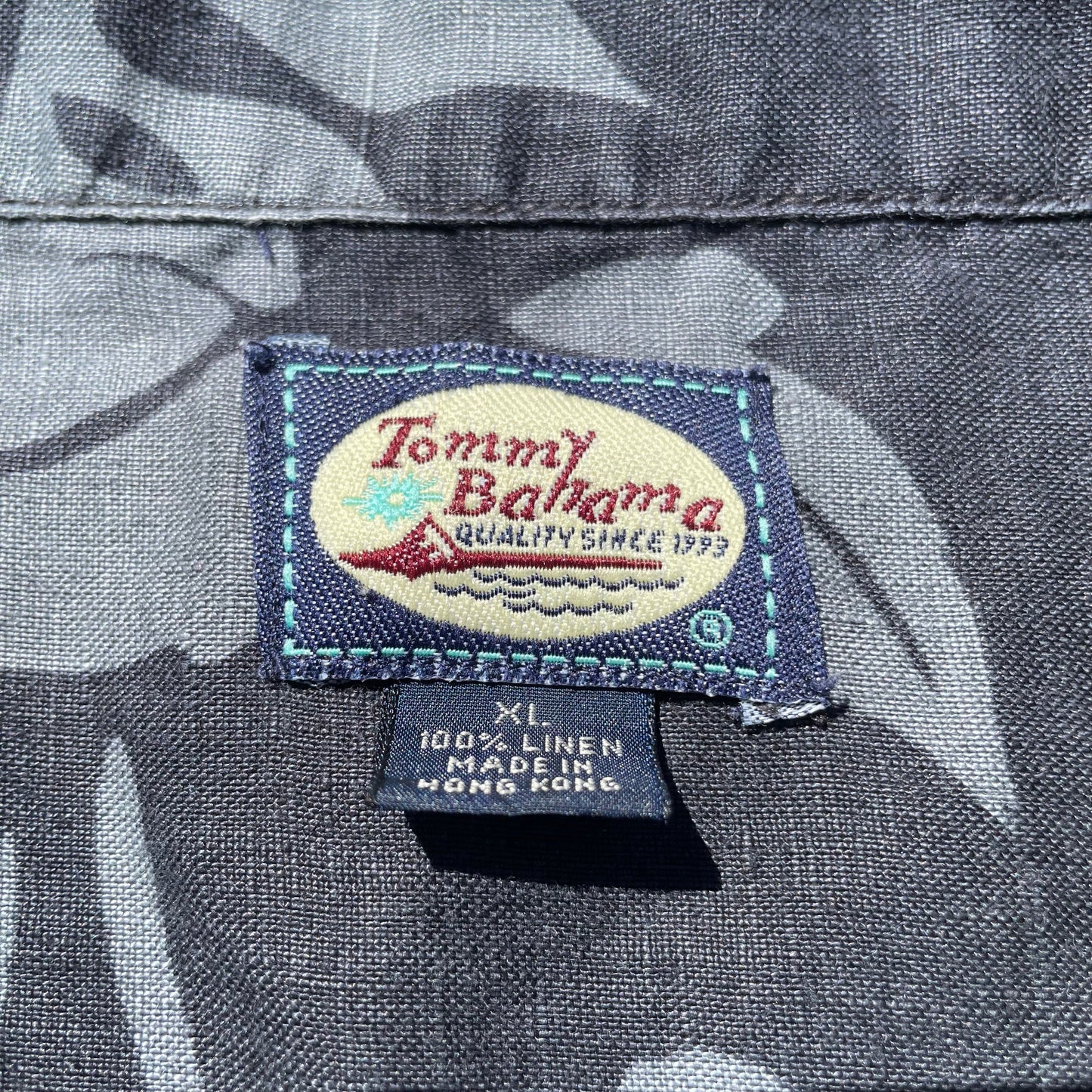 90s Tommy Bahama Linen Hawaiian Shirt KiiChain Clothing