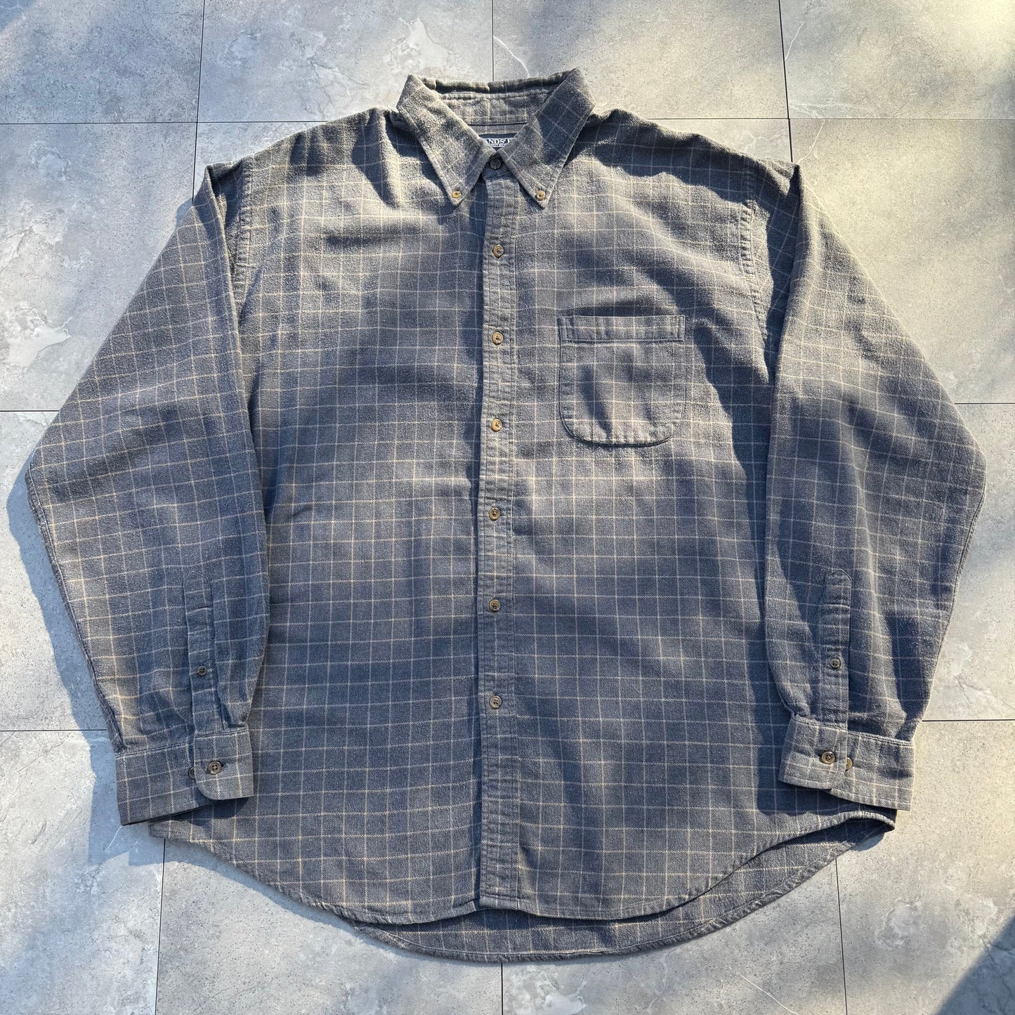 90s Lands' End Faded Gray Checkered Button Down Flannel Shirt KiiChain Clothing