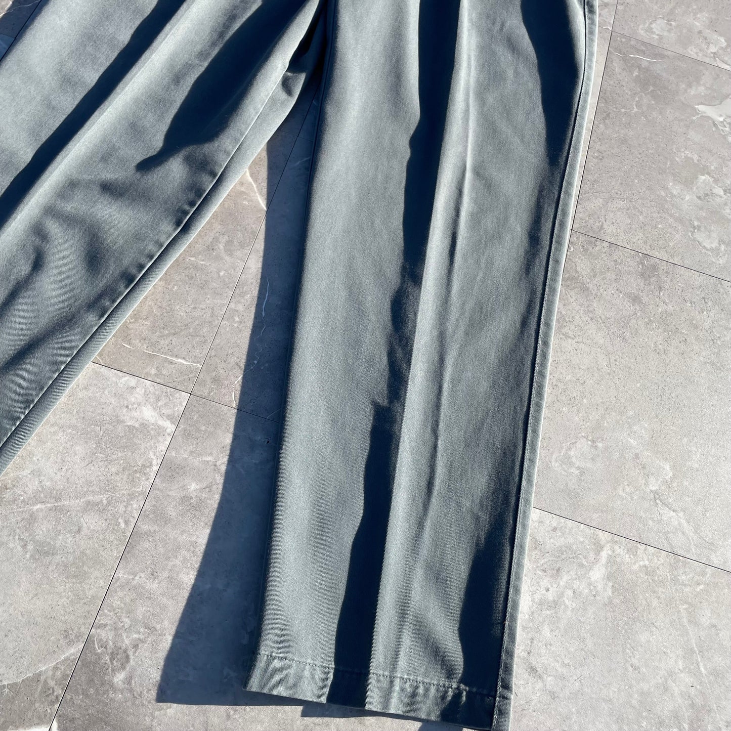 90s Dockers Made in USA Two-Tuck Pleated Stone Gray Chino Pants 36x32 KiiChain Clothing