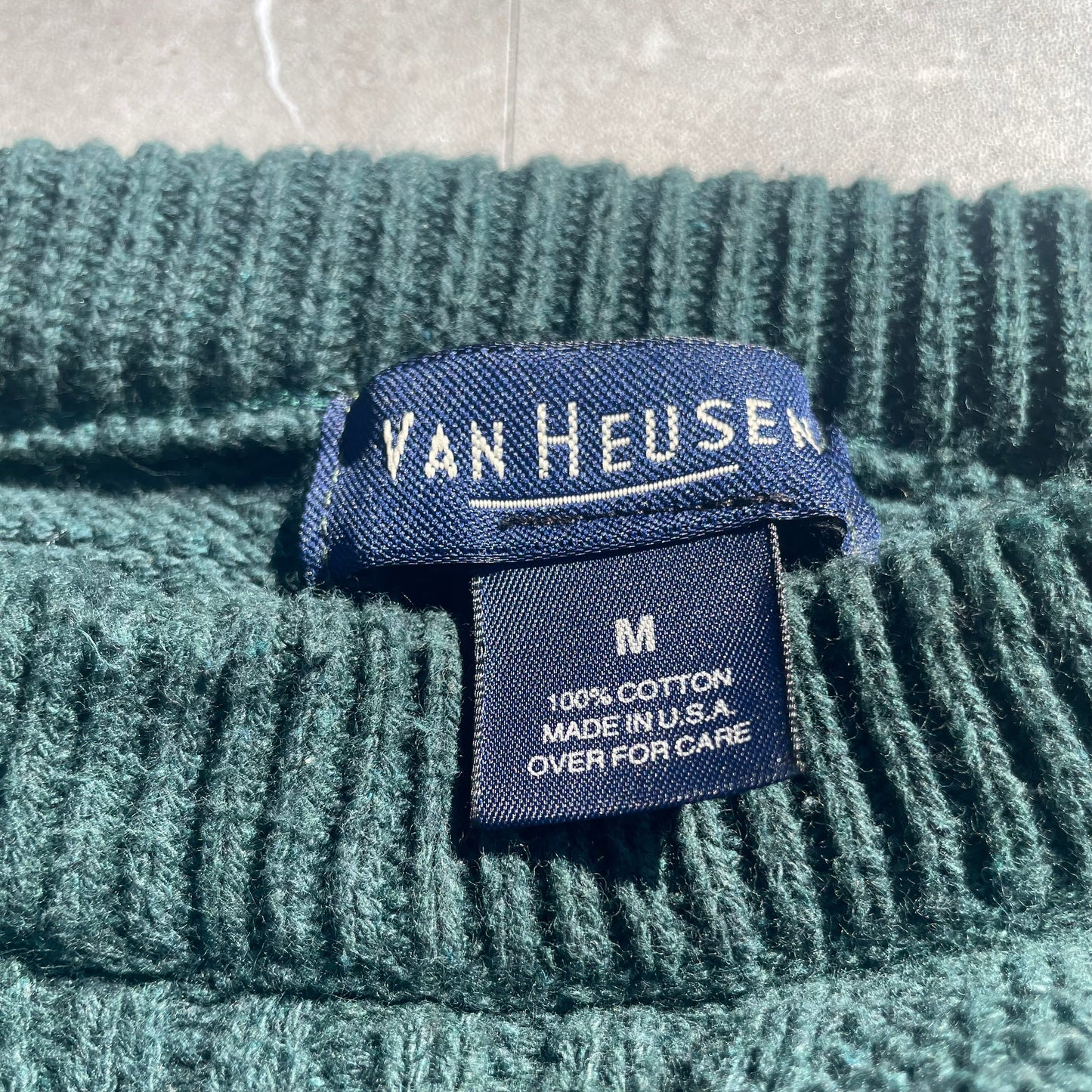 90s-00s Van Heusen Made in USA Green Textured Knit KiiChain Clothing