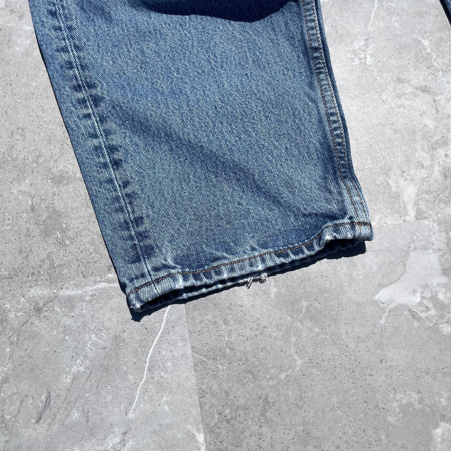 00s Levi’s 560 36x30 KiiChain Clothing