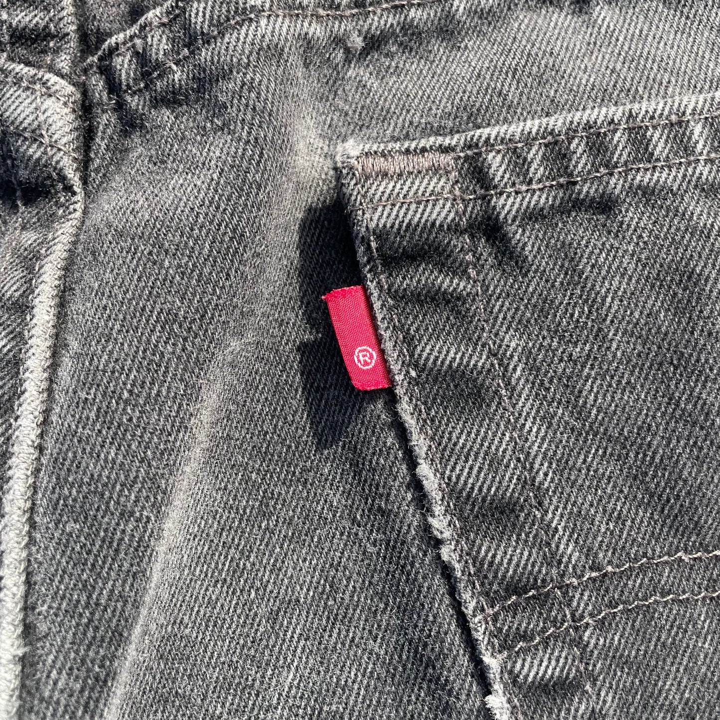 90s Levi's 550 Made in USA Black Denim 40x30 KiiChain Clothing