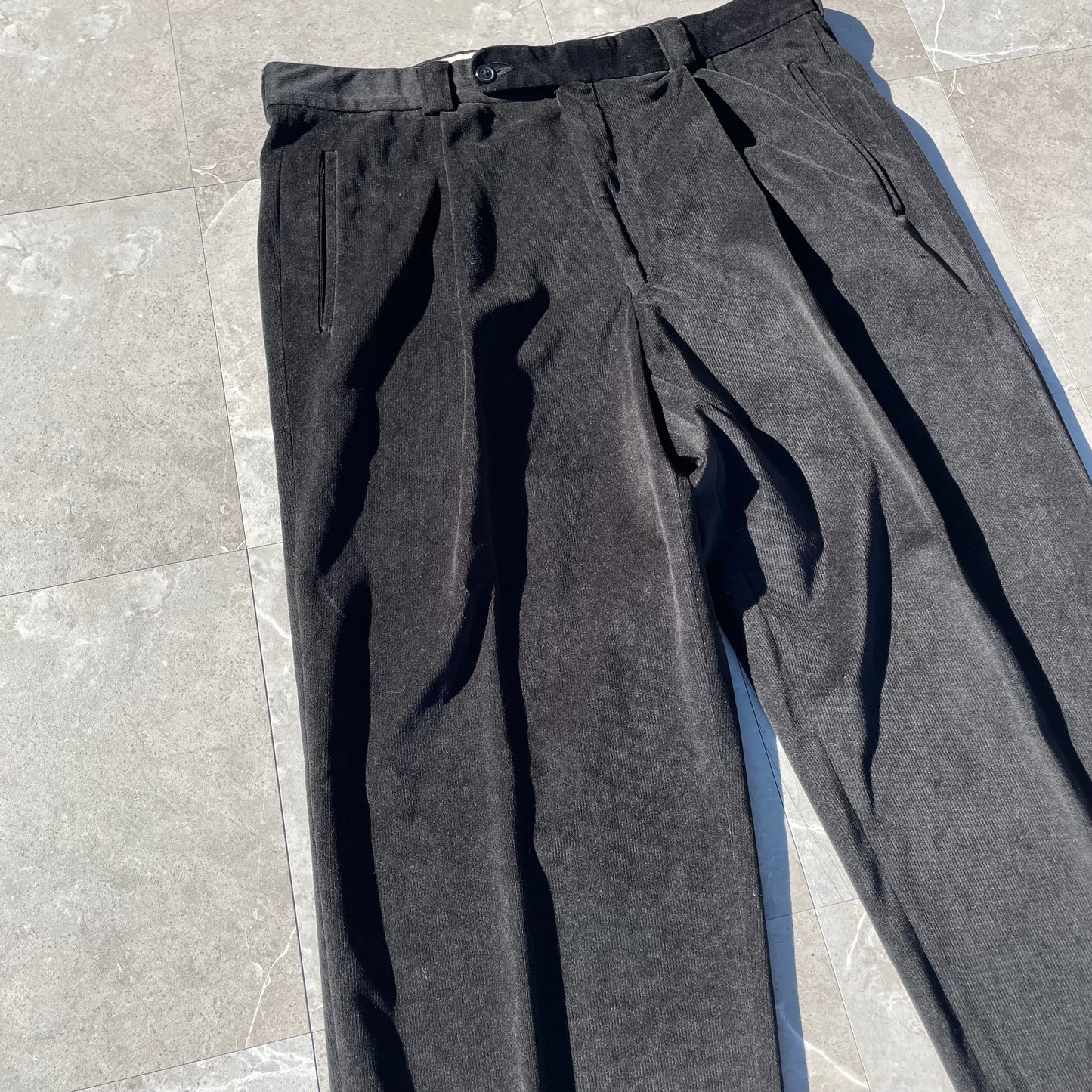 90s Nordstrom Ballin Made in Canada Black Pleated Slacks KiiChain Clothing
