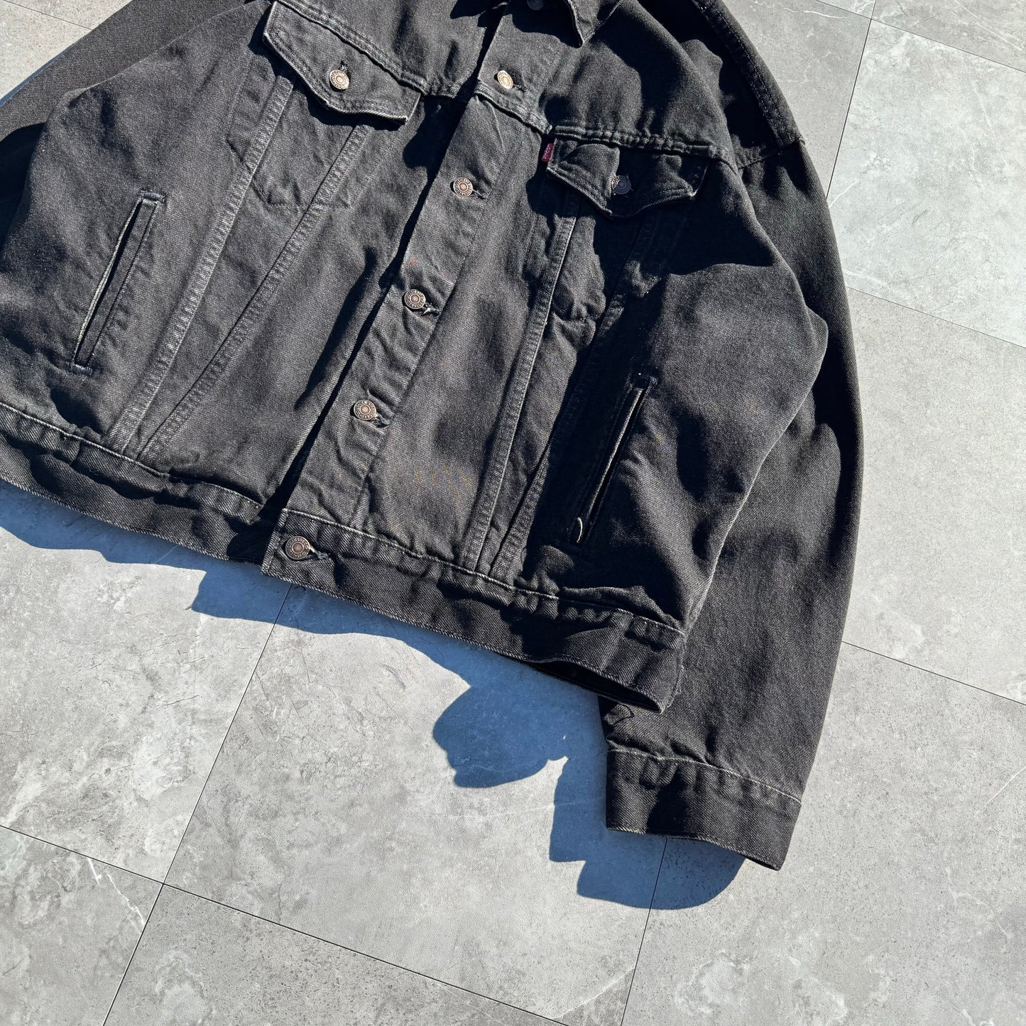 90s Levi's 70507-4159 Made in USA Black Denim Jacket KiiChain Clothing
