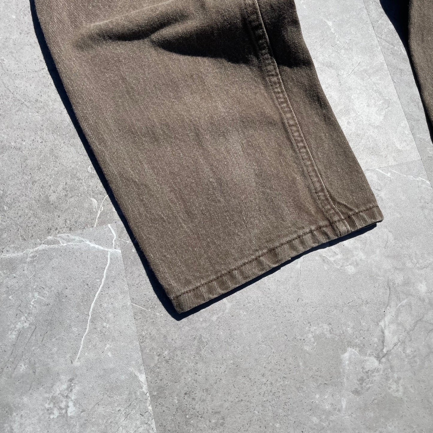 00s Lee Brown Wash Denim 38x32 KiiChain Clothing
