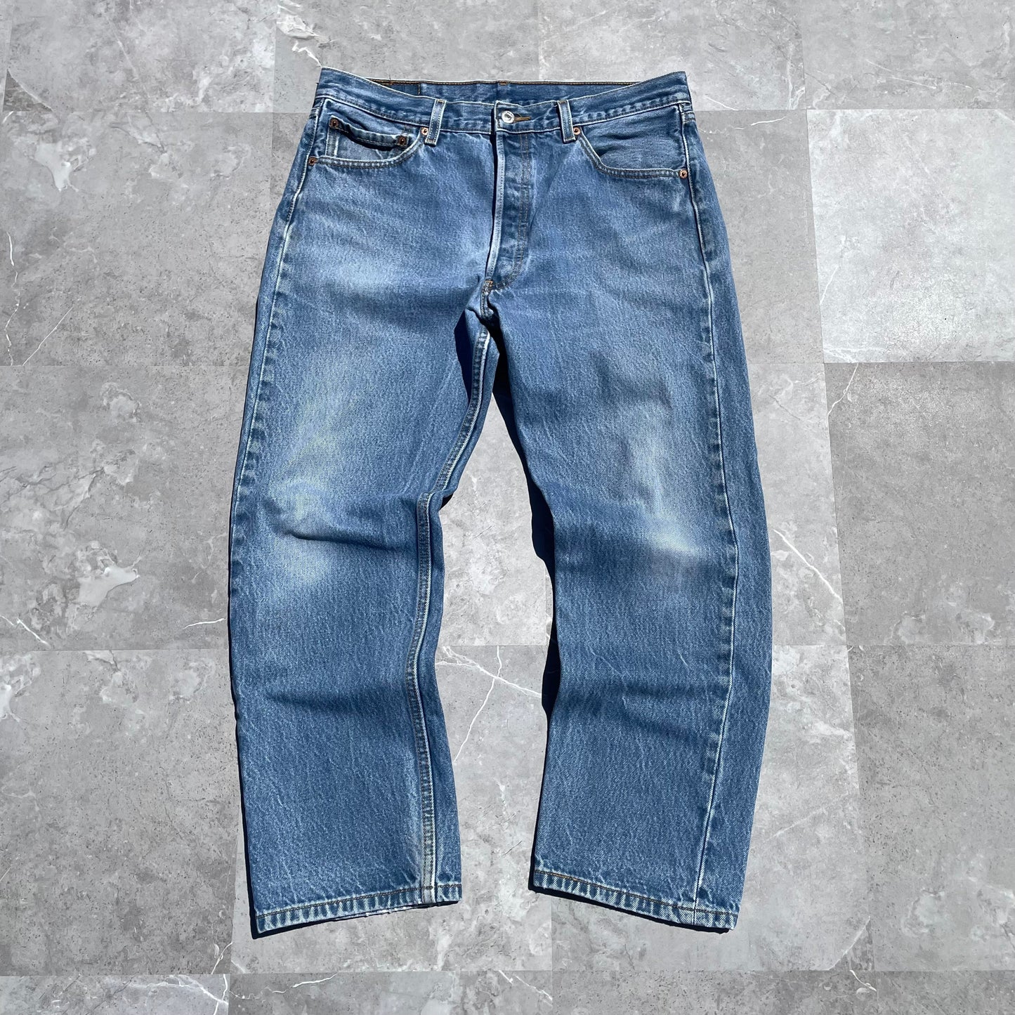 00s Levi’s 501XX 35x30 KiiChain Clothing