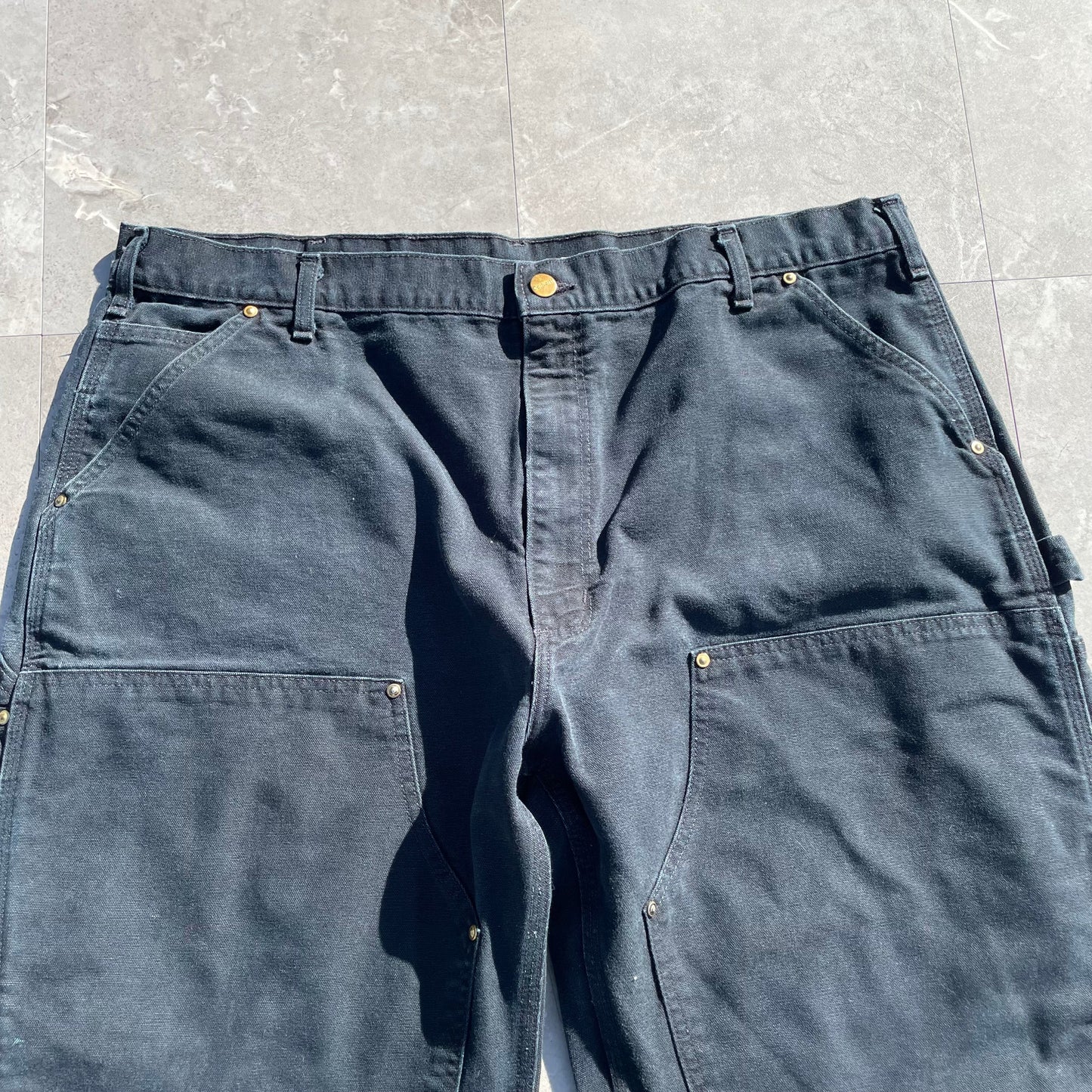 90s-00s Carhartt Made in USA Black Double Knee Work Pants 40x30 KiiChain Clothing