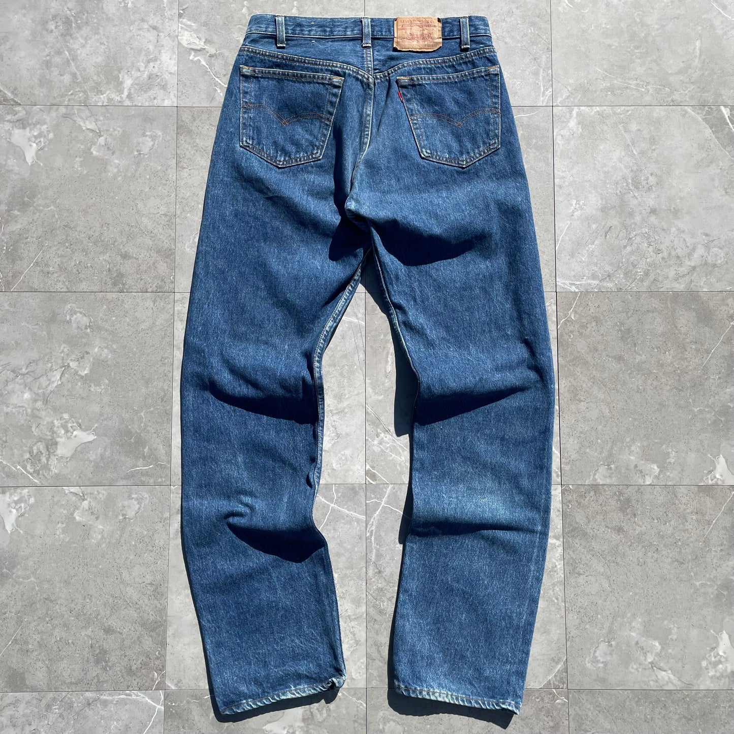 90s Levi's 501-0118 Made in USA Denim 33x34 KiiChain Clothing