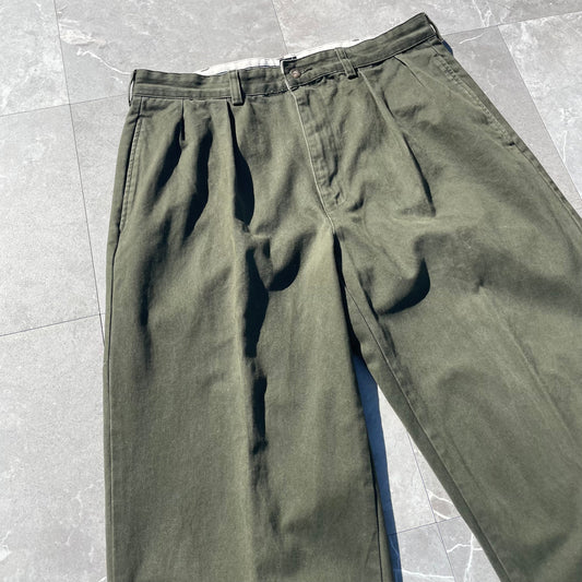90s-00s Ralph Lauren Two-Tuck Pleated Olive Green Chino Pants 34x30 KiiChain Clothing