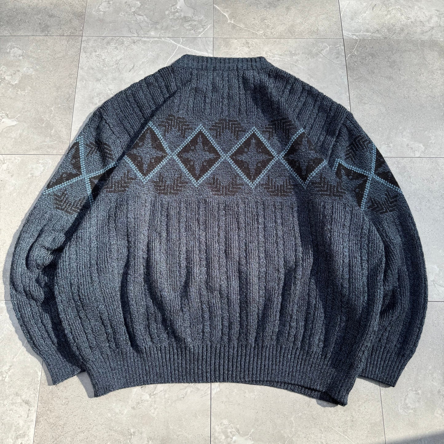 80s-90s Hardwood & Pine Blue Design Knit Sweater KiiChain Clothing