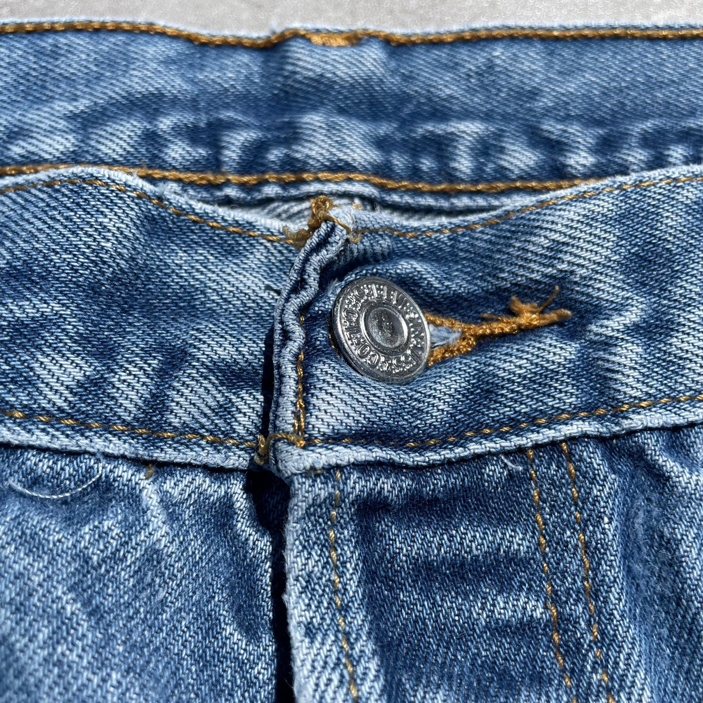 00s Levi’s 501XX 36x34 KiiChain Clothing