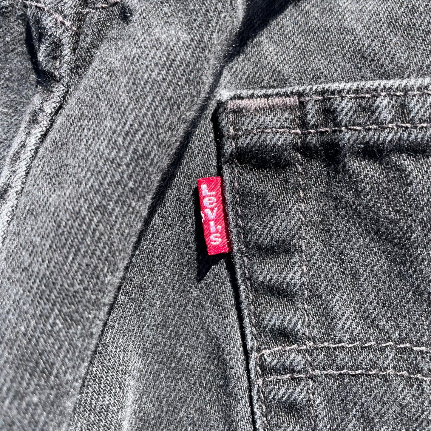 90s Levi's 501 Made in USA Black Denim 34x30 KiiChain Clothing
