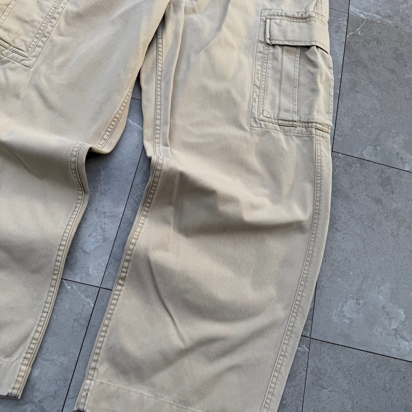 90s-00s Polo by Ralph Lauren Polo Chino Cream Cargo Pants 34x30 KiiChain Clothing