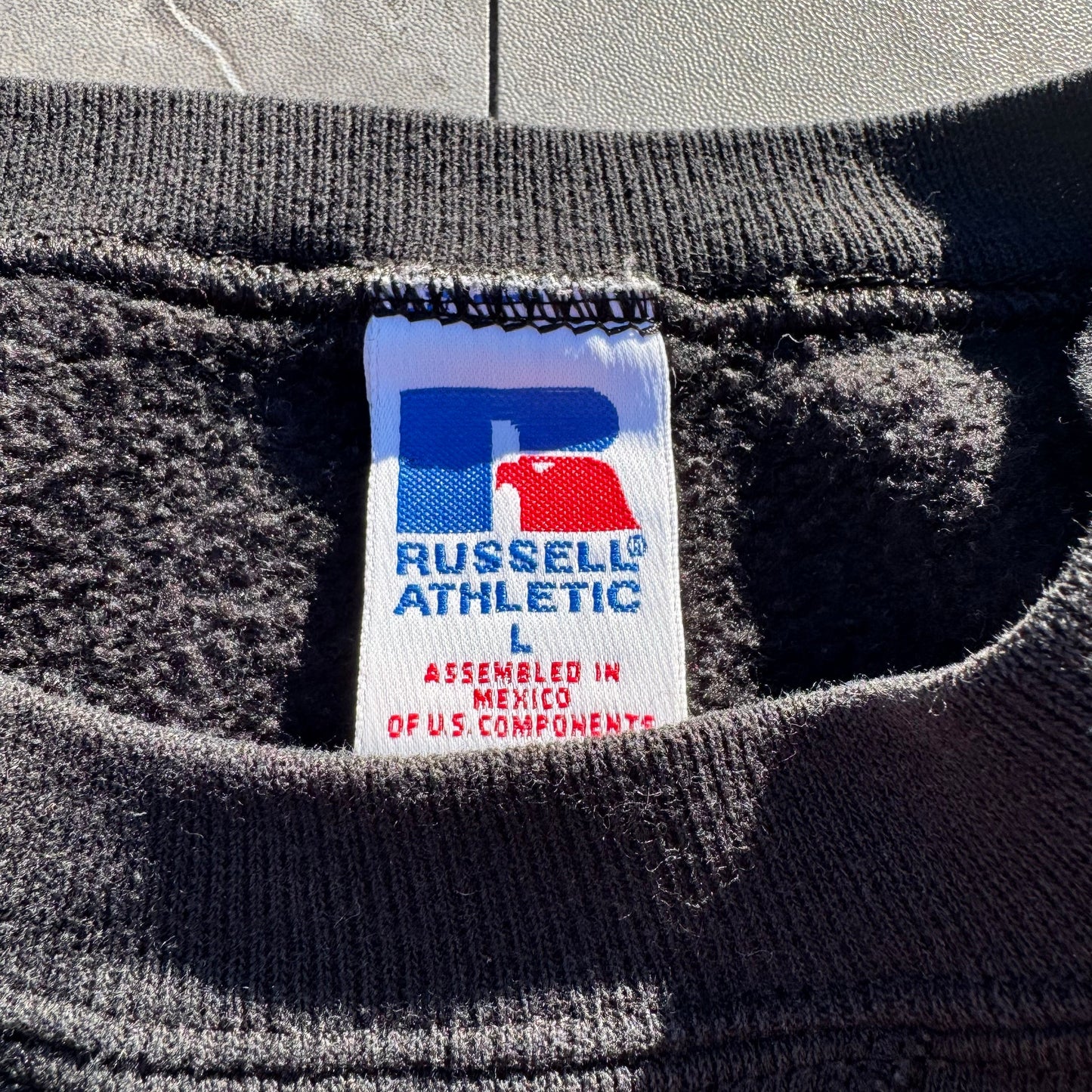 90s Russell Athletic Black Blank Sweatshirt KiiChain Clothing