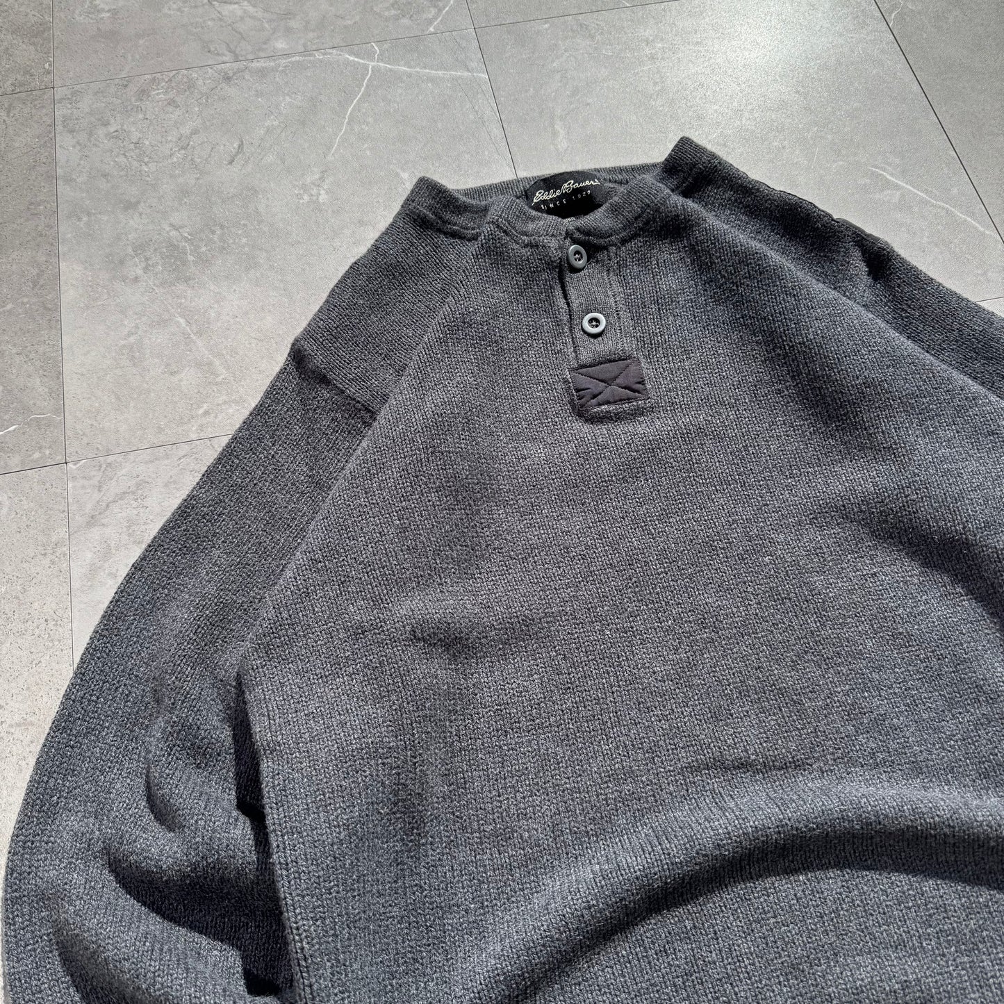 00s Eddie Bauer Made in UK Gray Henley Neck Cotton Knit