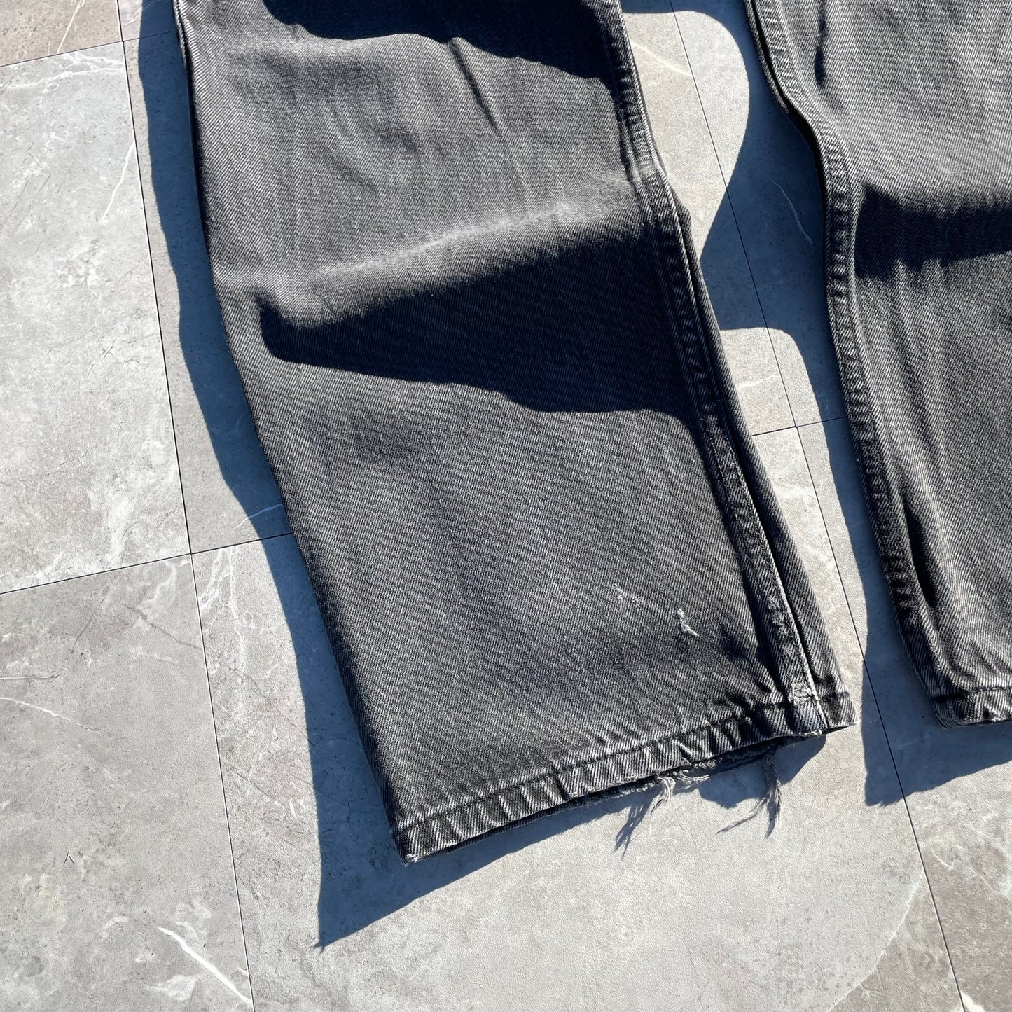 90s-00s Old Navy Loose Straight Fit Black Denim 33x34 KiiChain Clothing