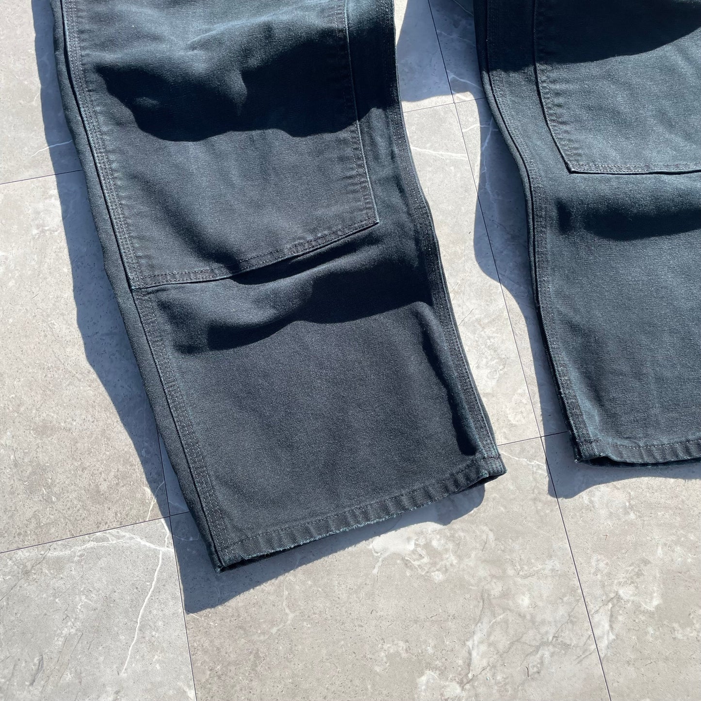 90s-00s Carhartt Made in USA Black Double Knee Work Pants 40x30 KiiChain Clothing