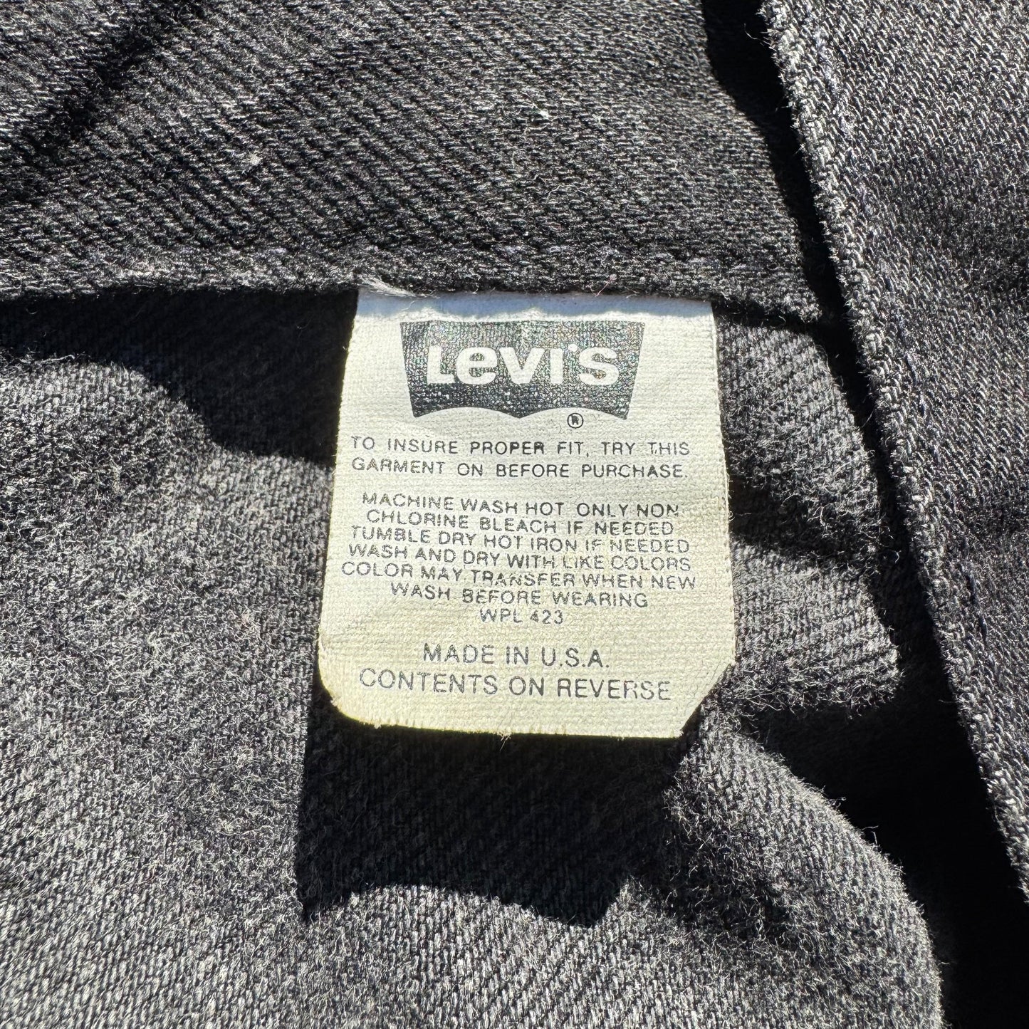 90s Levi's 70507-4159 Made in USA Black Denim Jacket KiiChain Clothing