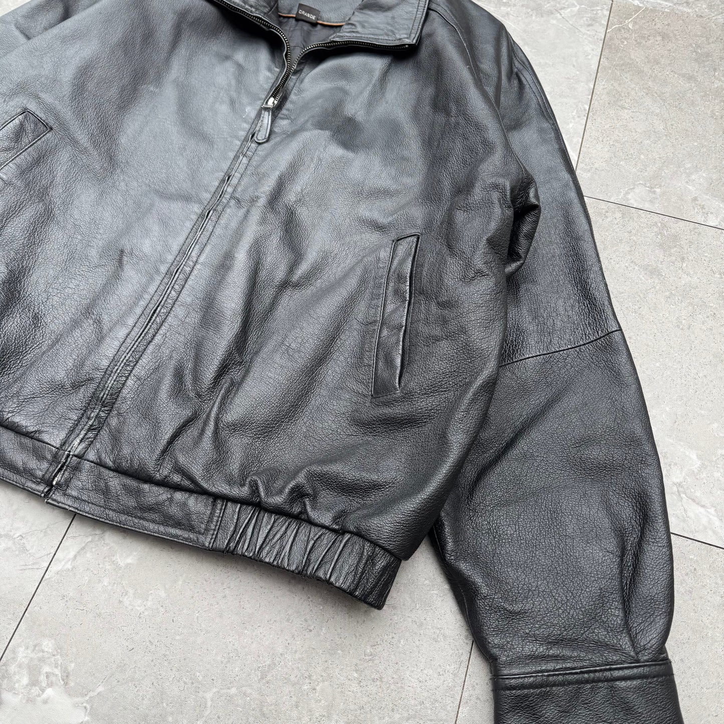 90s-00s St. John's Bay Raglan Black Leather Jacket KiiChain Clothing