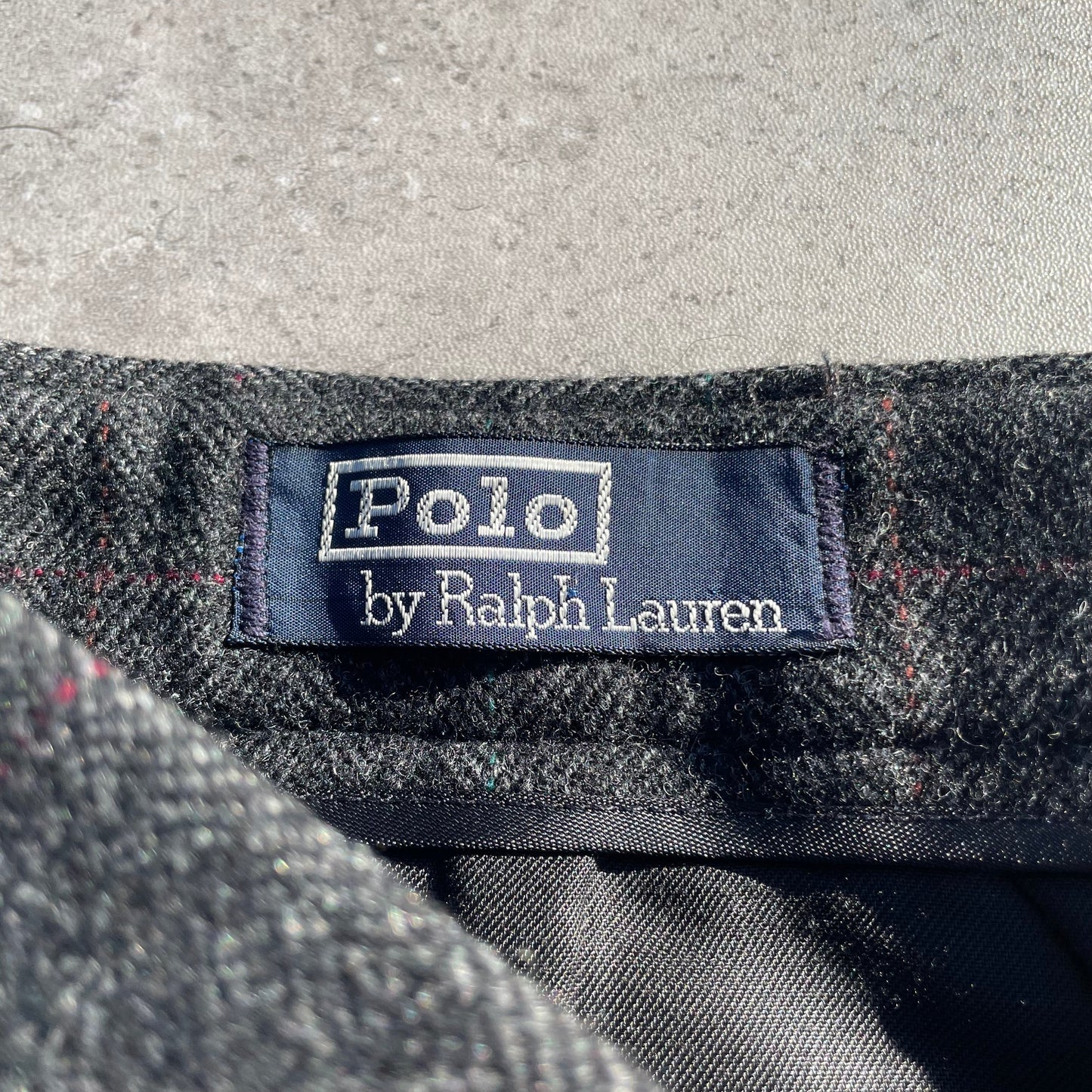 80s-90s Ralph Lauren Dark Gray Two-Tuck Pleated Checkered Wool Slacks KiiChain Clothing
