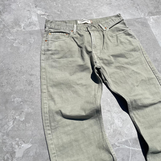 00s Levi’s 505 Light Green Denim 33x30 KiiChain Clothing