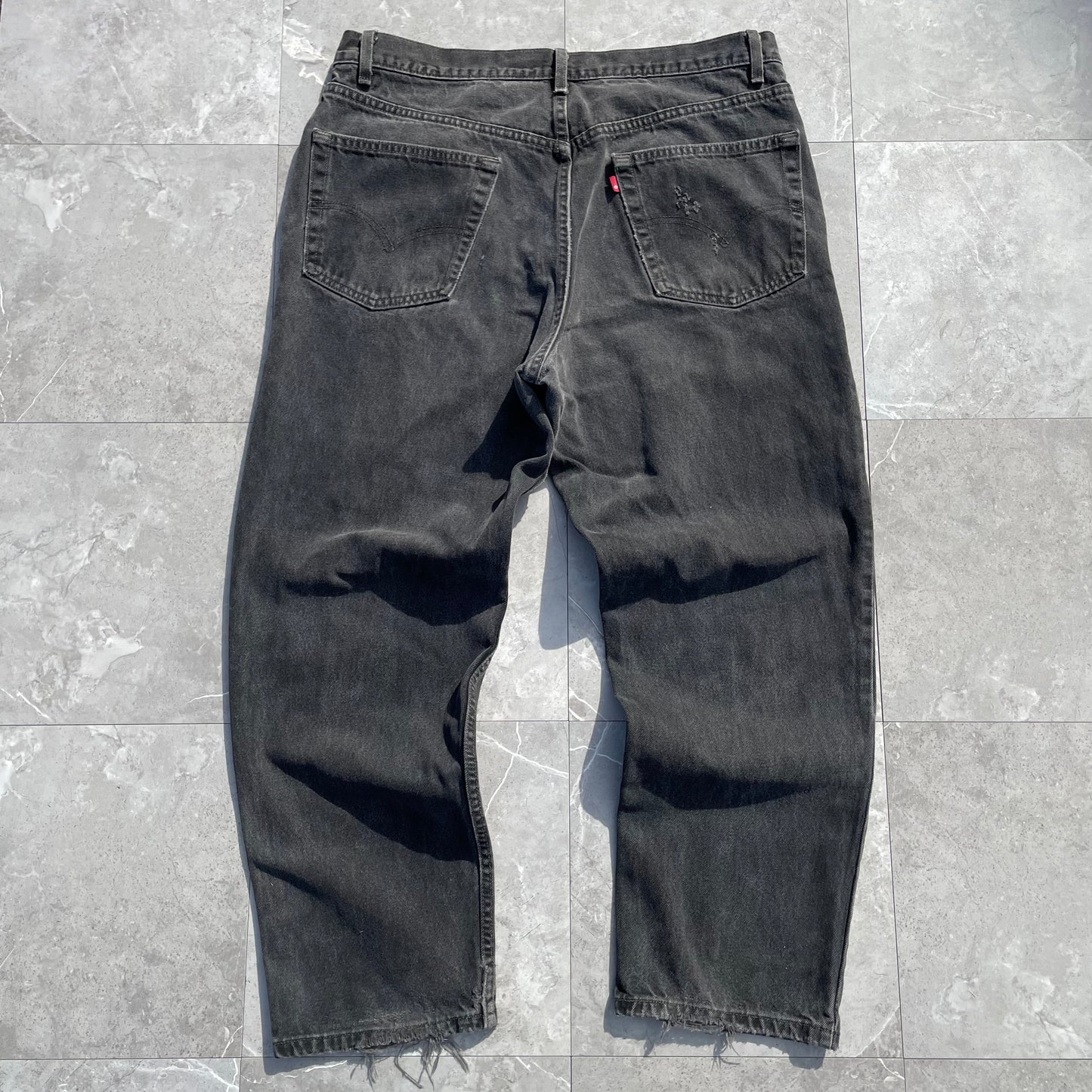 90s Levi's 550 Made in USA Black Denim 40x30 KiiChain Clothing