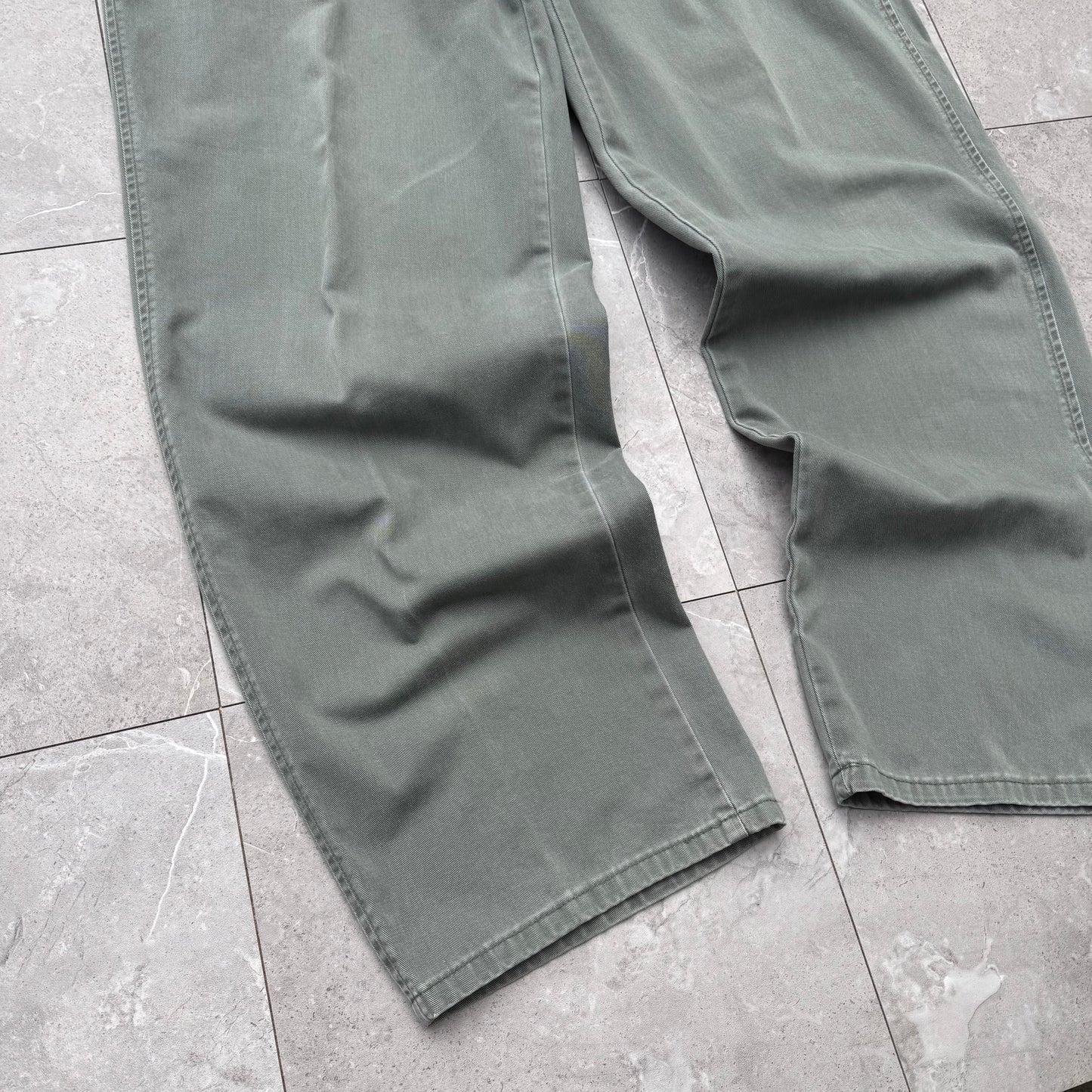 80s-90s Polo by Ralph Lauren Made in USA Faded Green Pleated Chino Pants 36x32 KiiChain Clothing