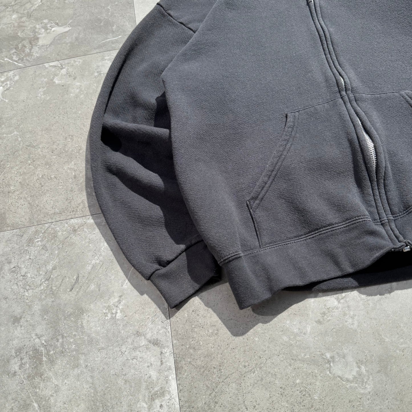 90s Lee Heavyweight Faded Black Zip-Up Hoodie KiiChain Clothing
