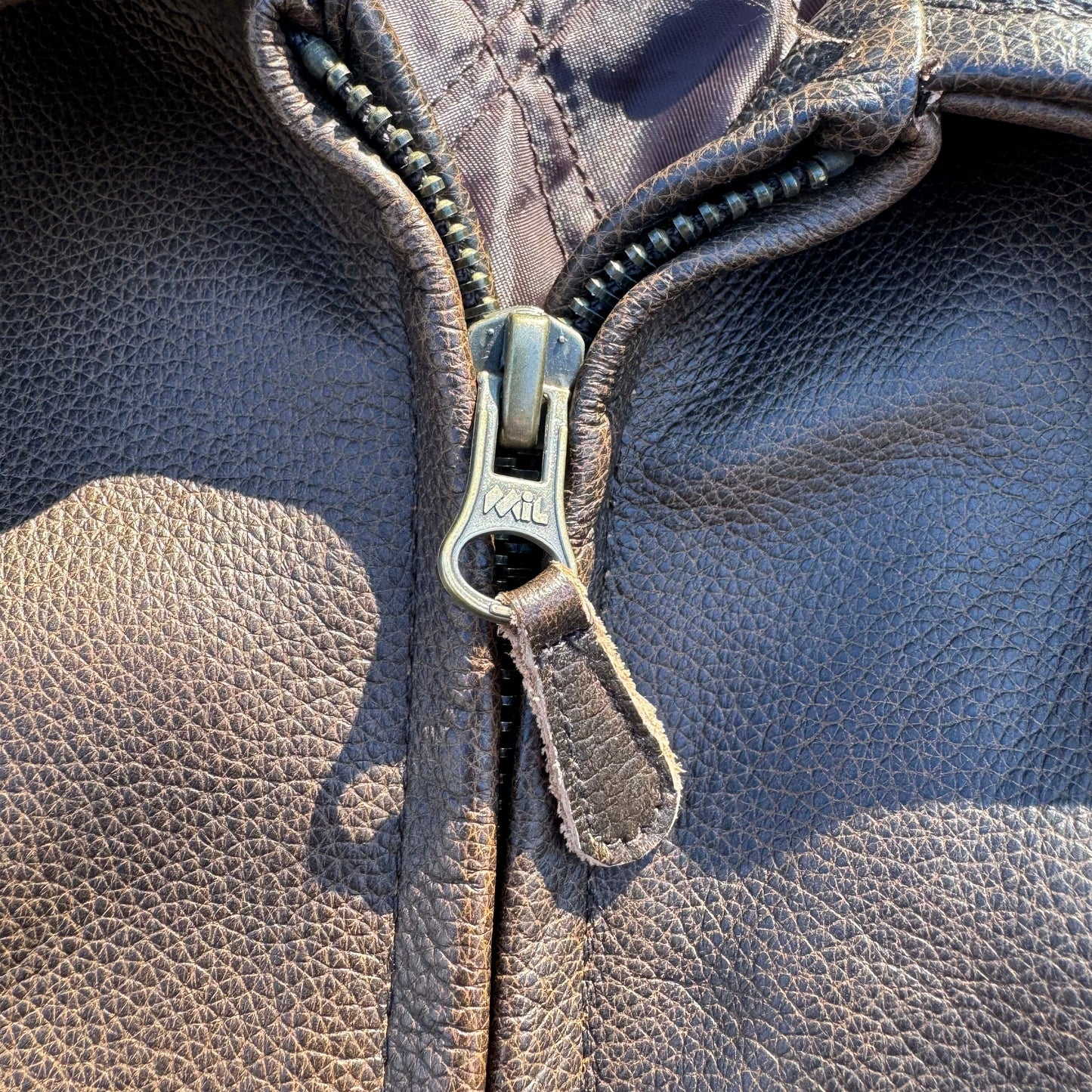 90s-00s St. John's Bay Brown Leather Jacket KiiChain Clothing