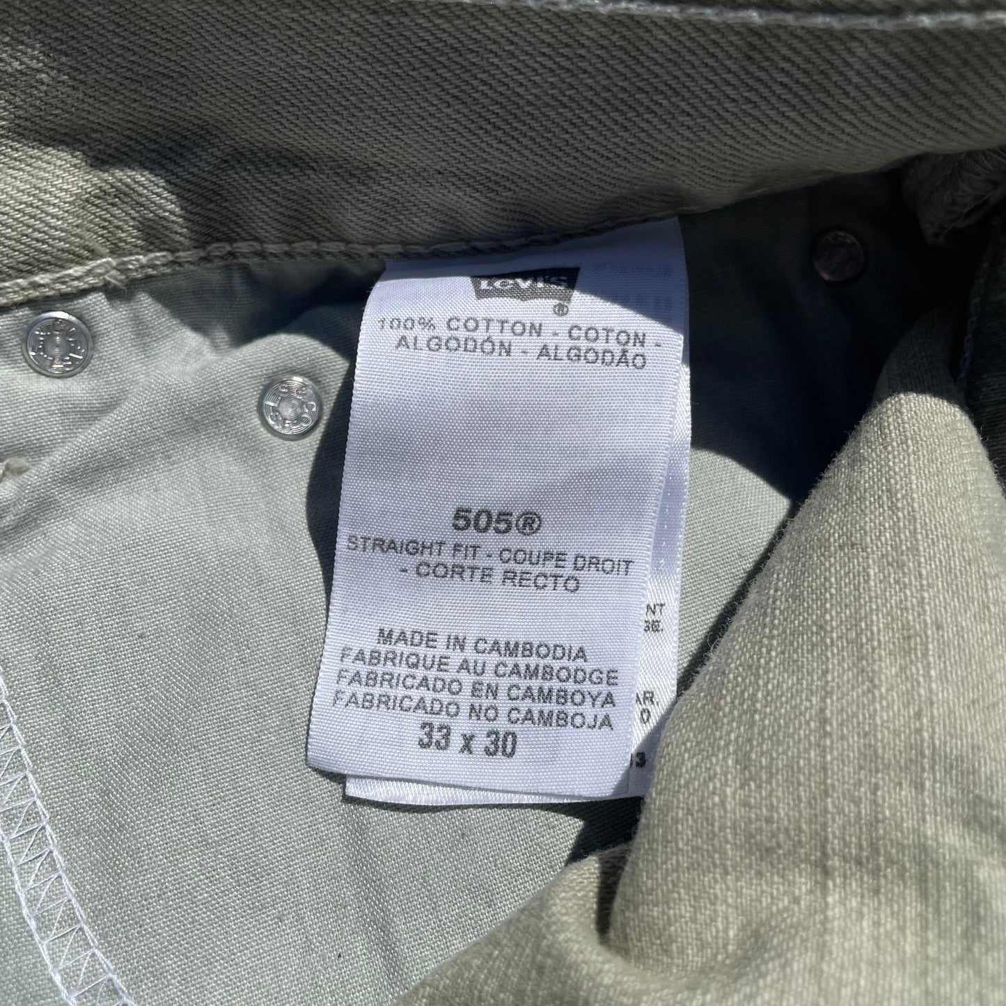 00s Levi’s 505 Light Green Denim 33x30 KiiChain Clothing