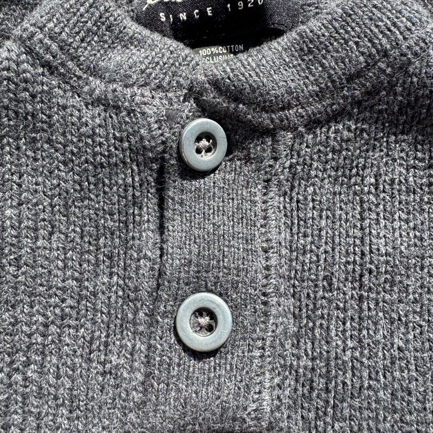 00s Eddie Bauer Made in UK Gray Henley Neck Cotton Knit KiiChain Clothing
