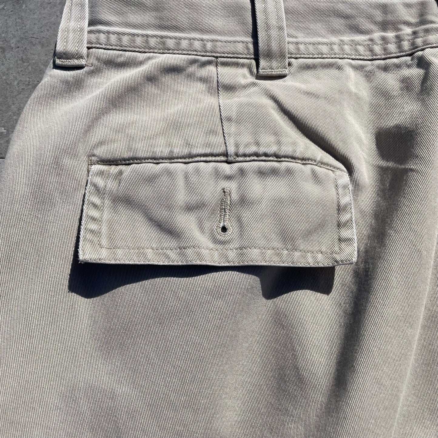 90s-00s Ralph Lauren Cream/Off-White Cargo Chino Pants 35x30 KiiChain Clothing
