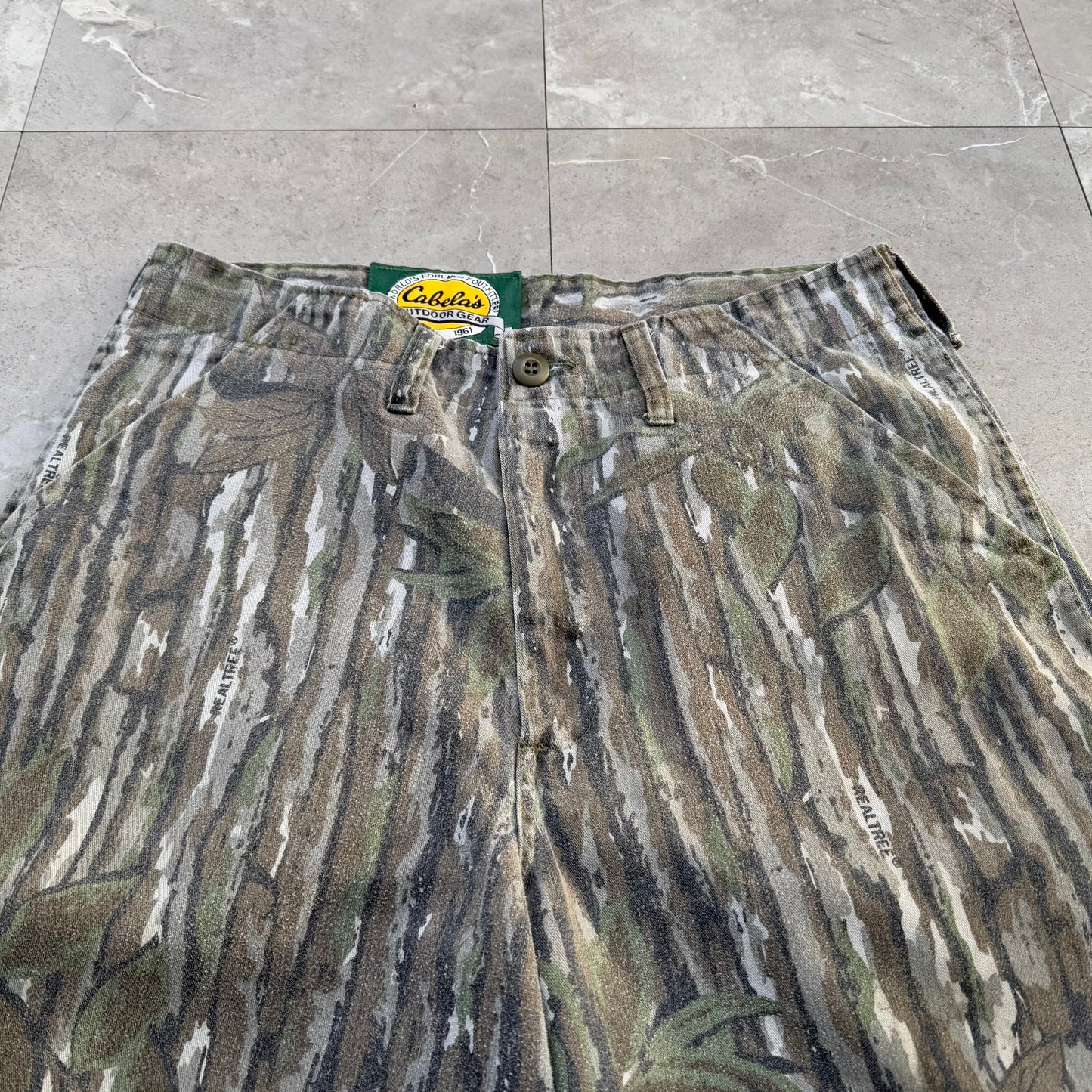 90s Cabela's Made in USA Real Tree Camo Pants Size 34 KiiChain Clothing