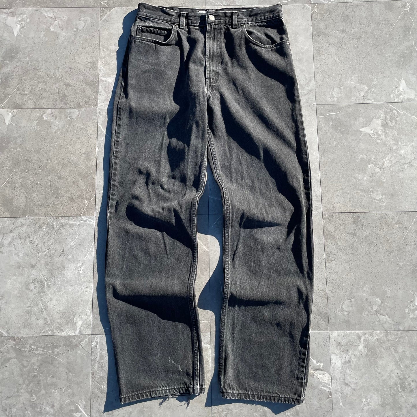 90s-00s Old Navy Loose Straight Fit Black Denim 33x34 KiiChain Clothing