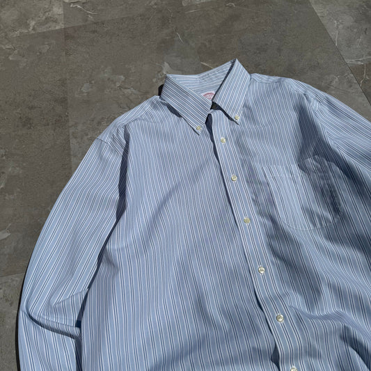 00s Brooks Brothers 346 Light Blue Striped Non-Iron Button Down Shirt KiiChain Clothing