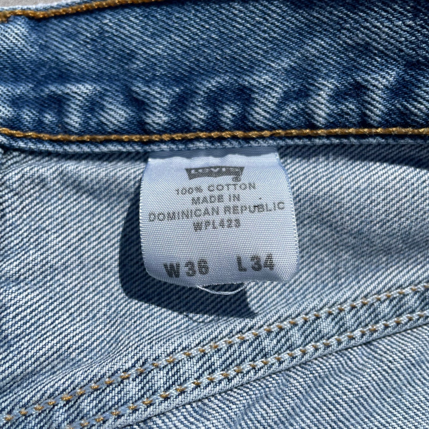 00s Levi’s 501XX 36x34 KiiChain Clothing