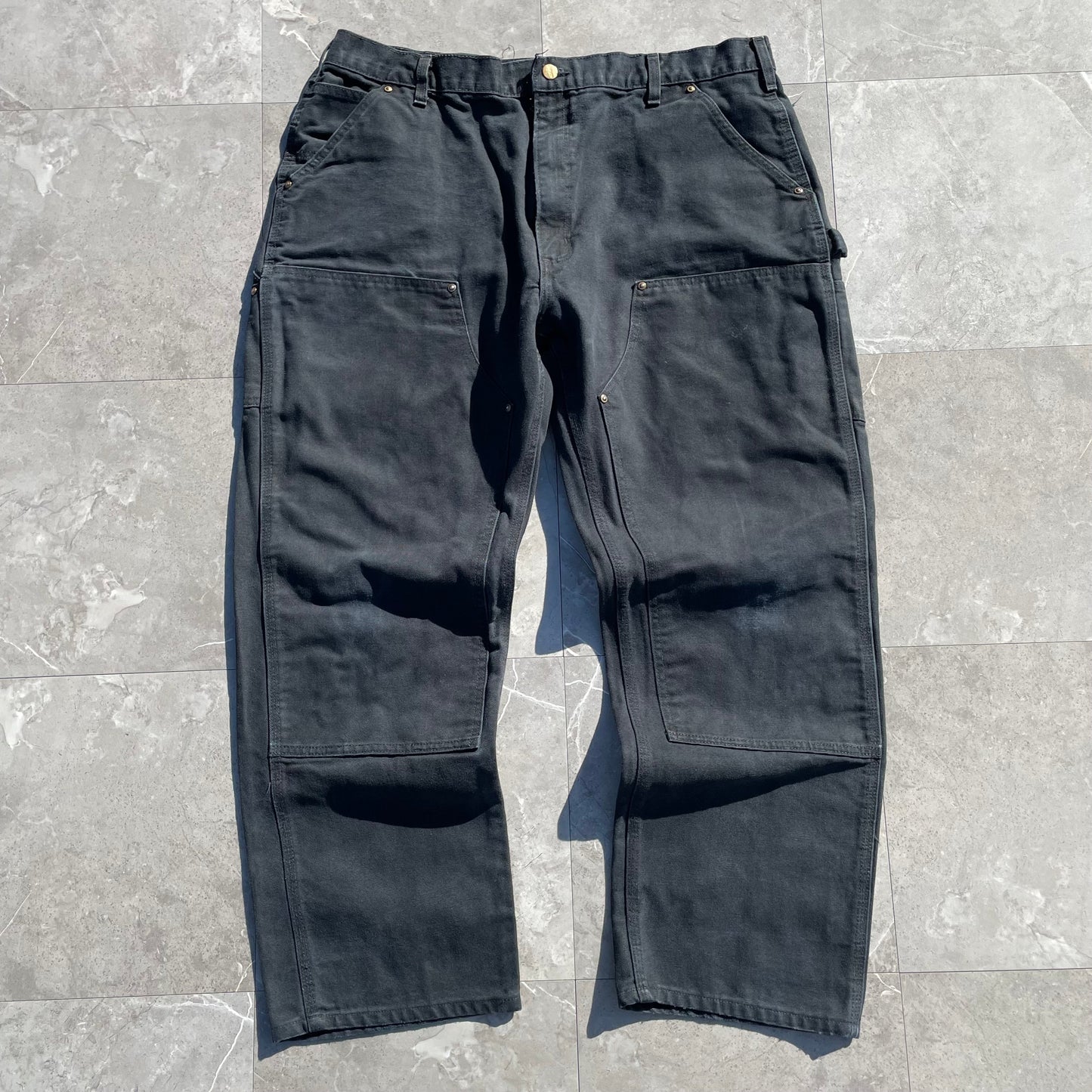 90s-00s Carhartt Black Double Knee Work Pants 40x30 KiiChain Clothing