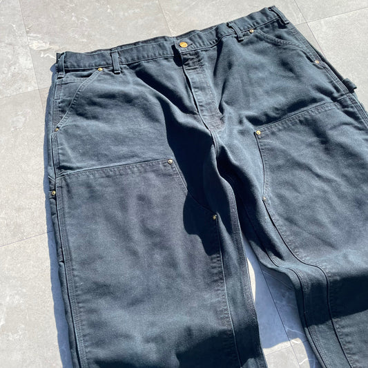 90s-00s Carhartt Made in USA Black Double Knee Work Pants 40x30 KiiChain Clothing