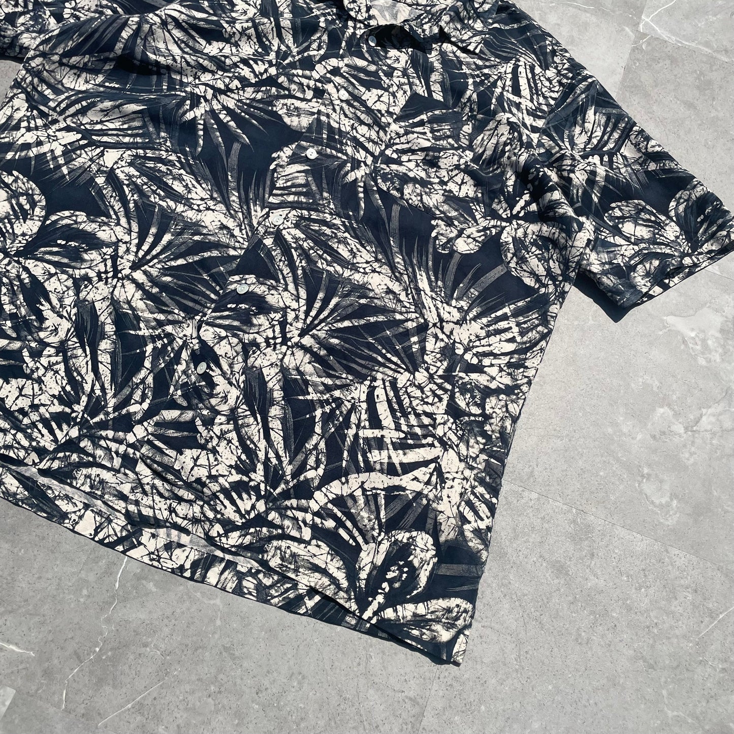 90s Ralph Lauren “Clayton” Silk x Linen Black Open Collar Shirt KiiChain Clothing