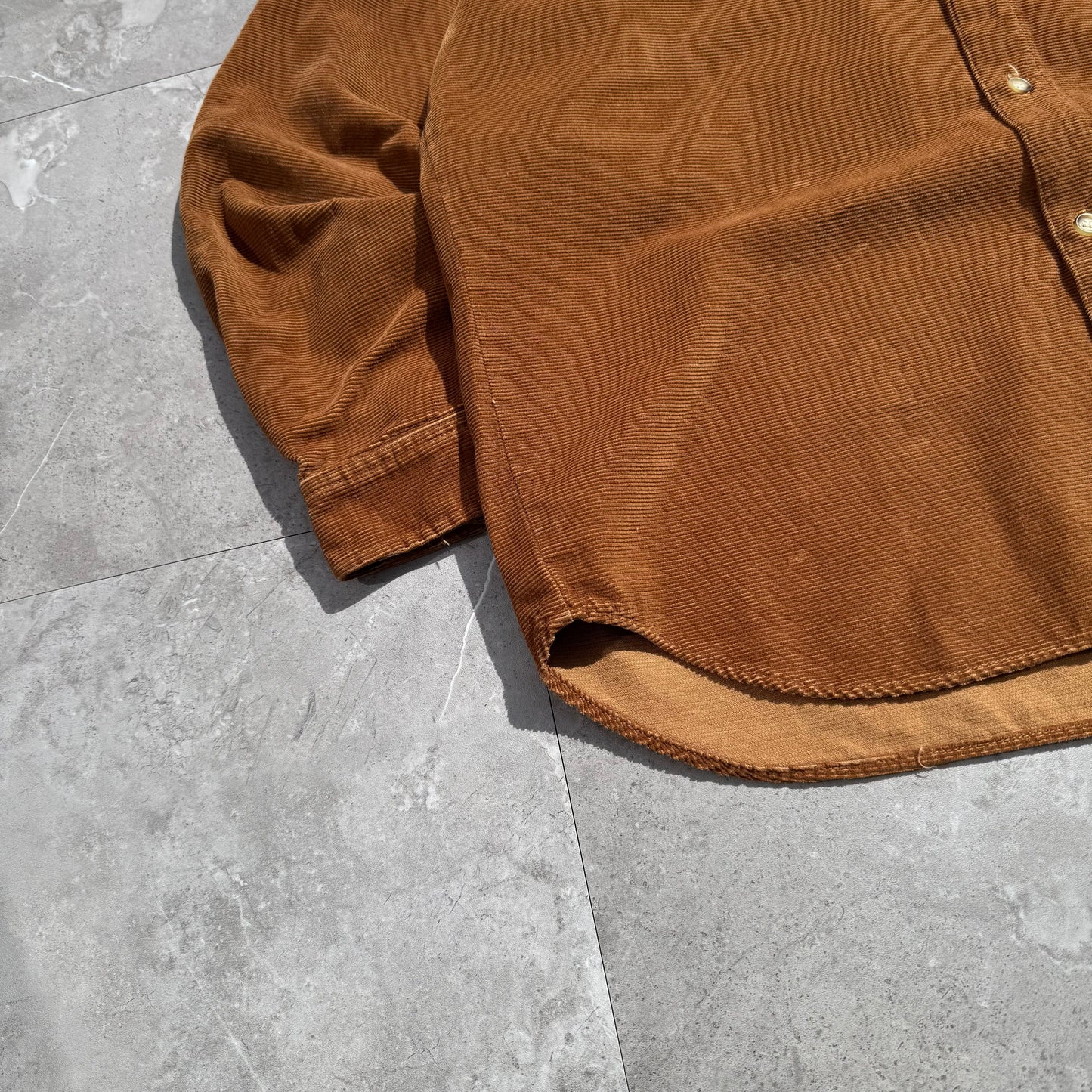 90s GUESS Made in USA Oversized Heavyweight Corduroy Shirt KiiChain Clothing