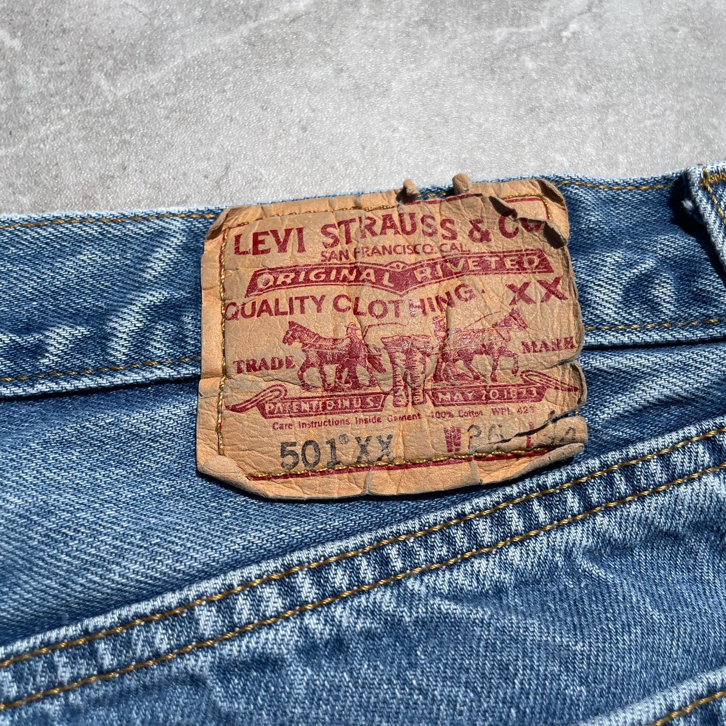 00s Levi’s 501XX 36x34 KiiChain Clothing