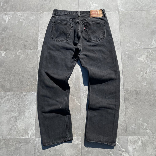 90s Levi's 501 Made in USA Black Denim 34x30 KiiChain Clothing
