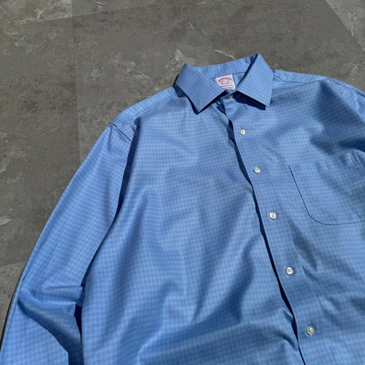 00s Brooks Brothers “Madison Fit” Non-Iron Stretch Supima Cotton Faint Checkered Shirt KiiChain Clothing