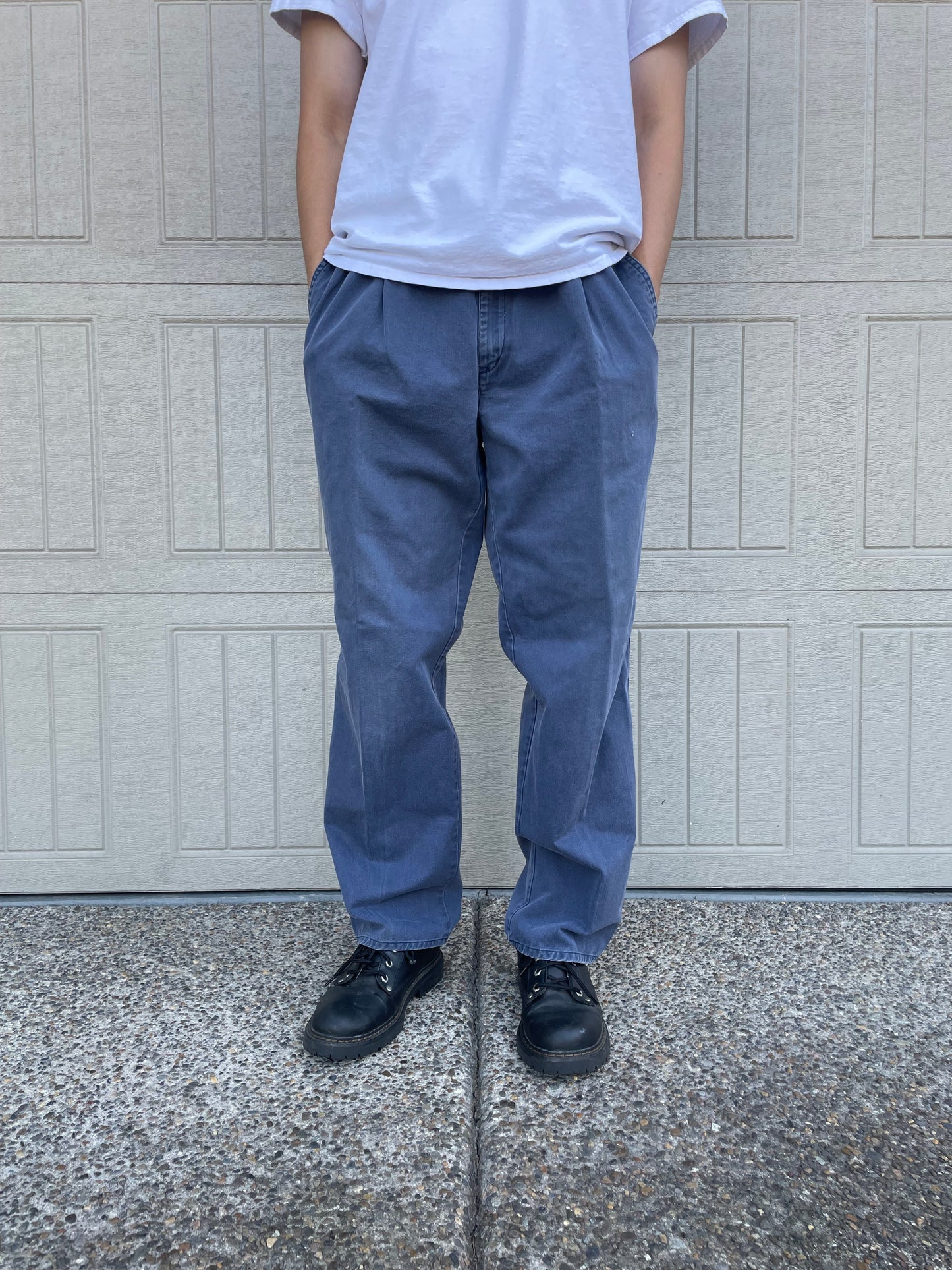 80s-90s Dockers Made in USA Two-Tuck Pleated Faded Blue Chino Pants 33x31 KiiChain Clothing