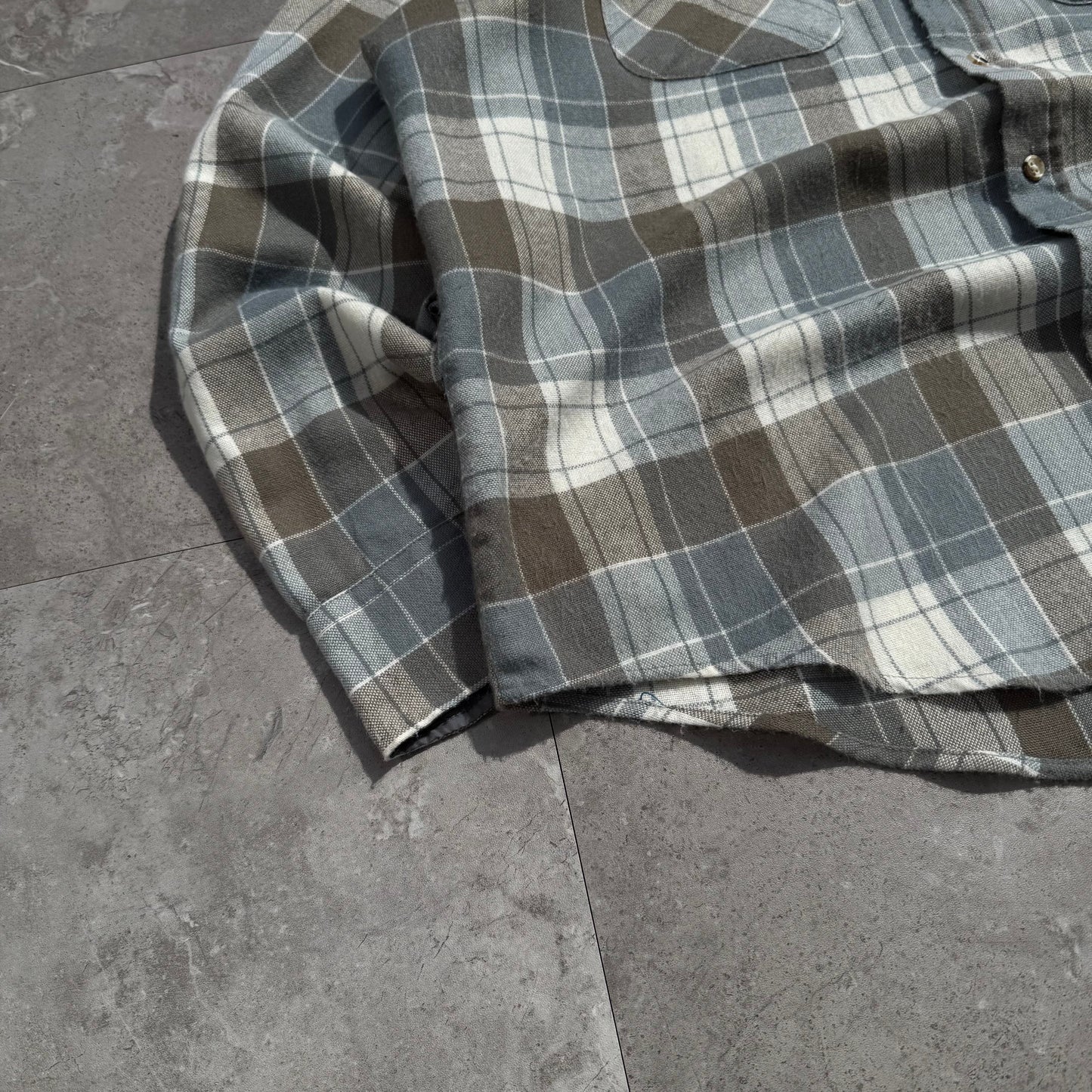 80s-90s High Sierra Faded Checkered Flannel Shirt KiiChain Clothing